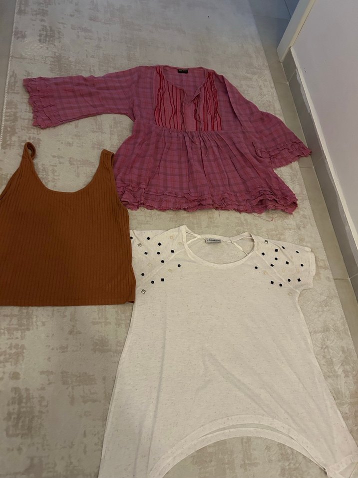 Beyaz Nakışlı Kız Tişörtü - Görsel 2