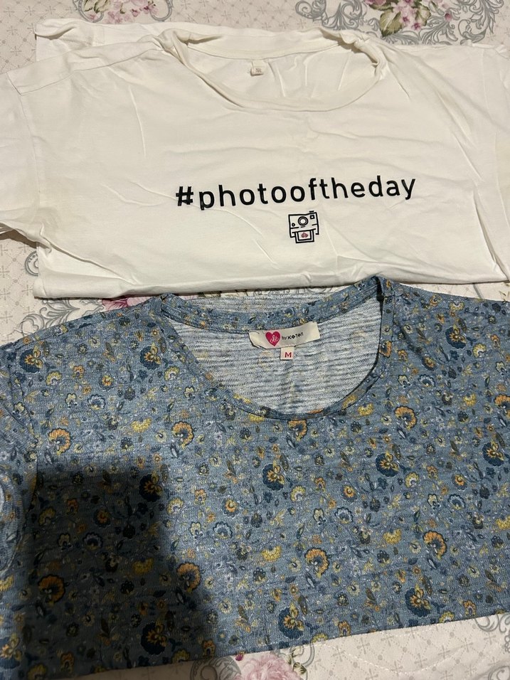 Düğmeli Kısa Kollu Hamile Tişörtü - Görsel 2