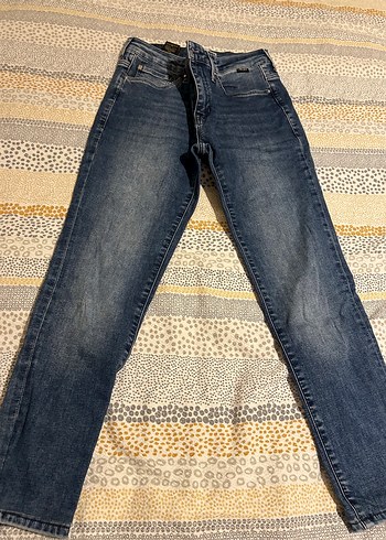 27 Beden Gevşek Kesim Mavi Midi Kot Pantolon 27