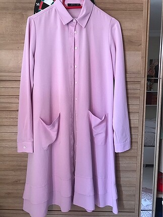 Lila tunik