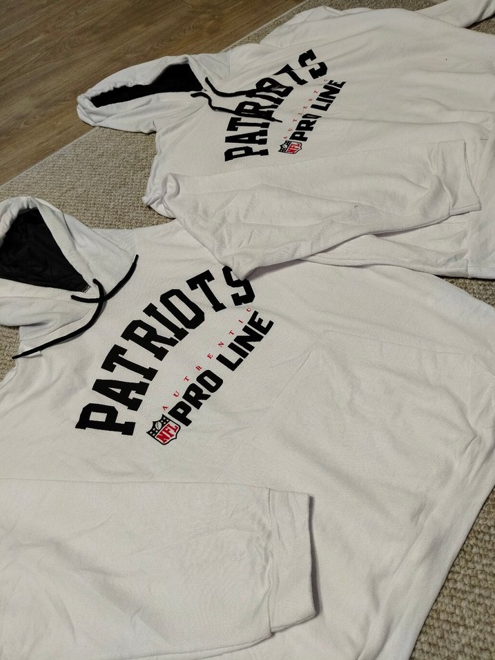 Beyaz Kapüşonlu Uzun Kollu Sweatshirt sıfır ürün hıc gıyılmedı - Görsel 3