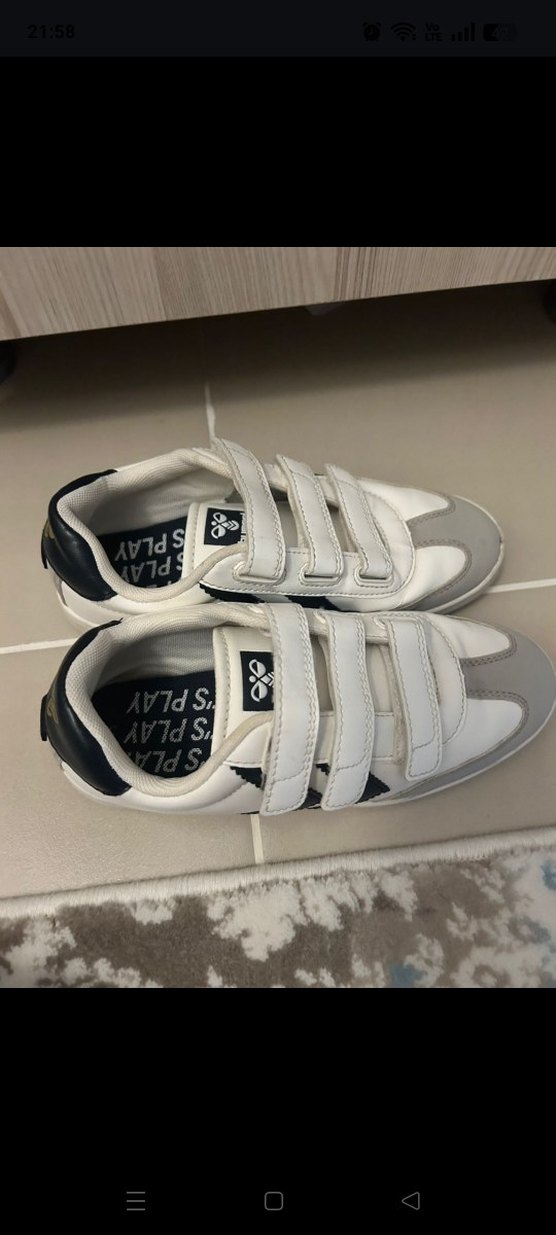 Gri Detaylı Beyaz Erkek Çocuk Spor Ayakkabı - Görsel 2