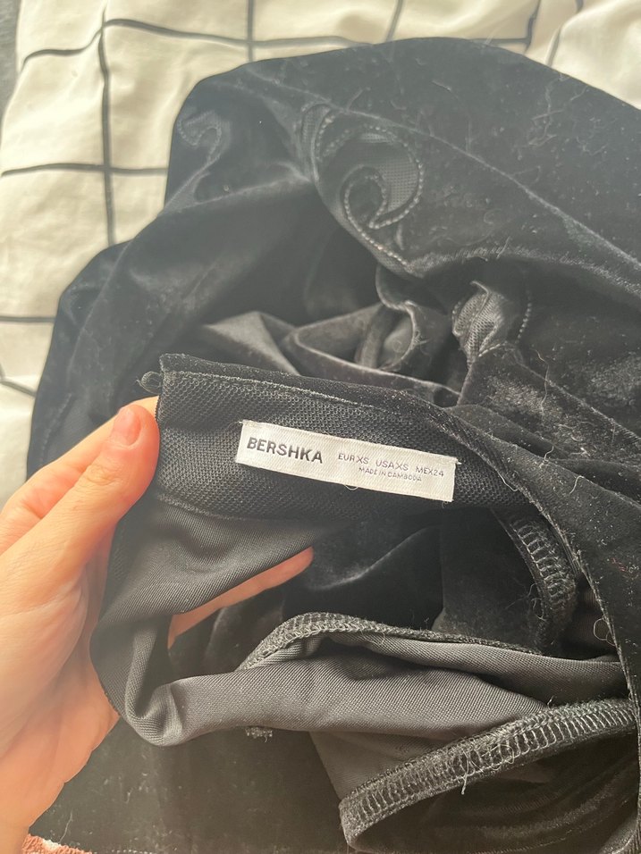 Bershka kadife elbise - Görsel 4