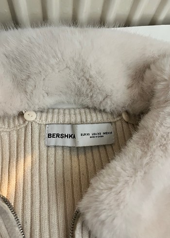 Bershka Peluş Detaylı Bej Kadın Kazak - Görsel 2