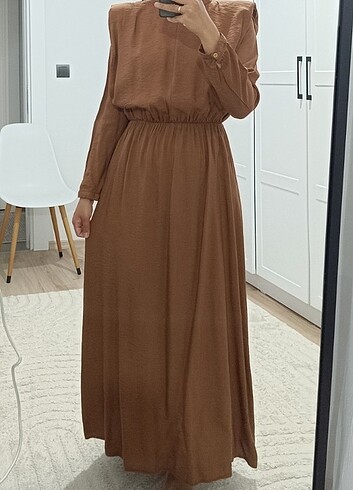 Manu Atelier Kiremit ince yazlık tesettür elbise