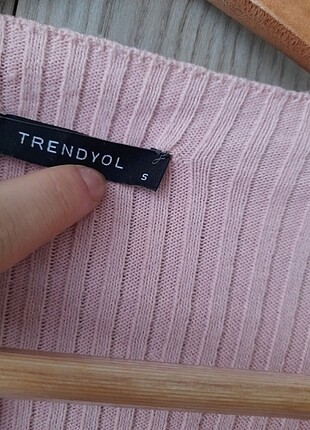 Trendyol & Milla Pembe üst 