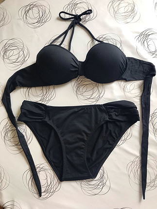 Siyah bikini