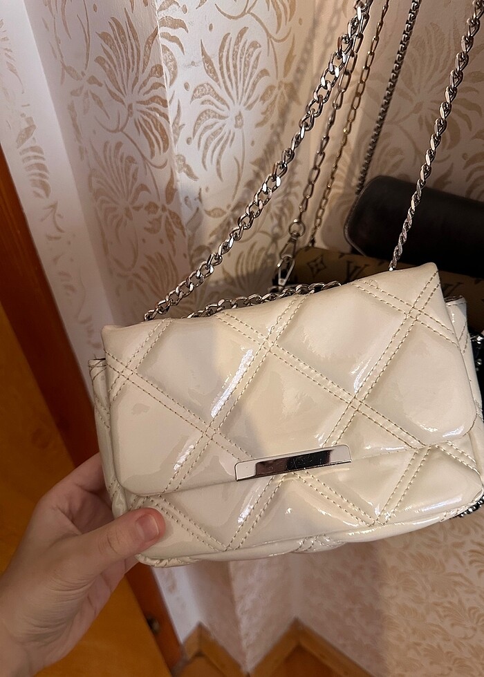 Zincir askılı çapraz çanta - Görsel 3