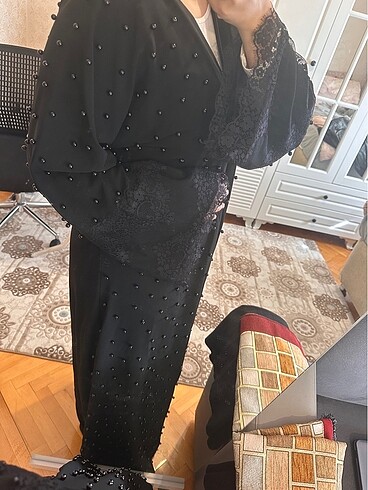 Diğer Boncuklu Siyah Abaya