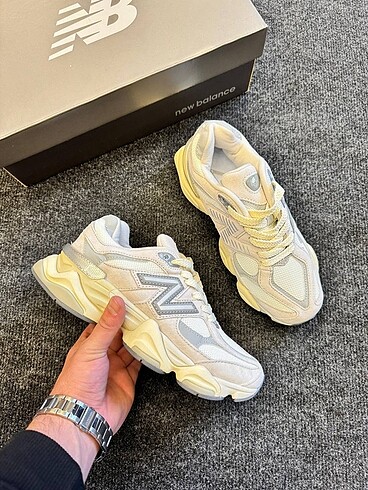 NEWBALANCE 9060