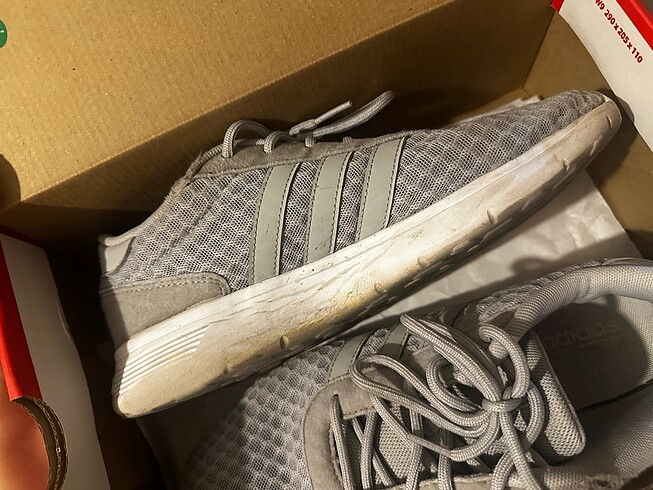 40 Beden Gri adidas spor ayakkabı