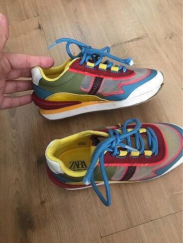 28 Beden Zara spor ayakkabı