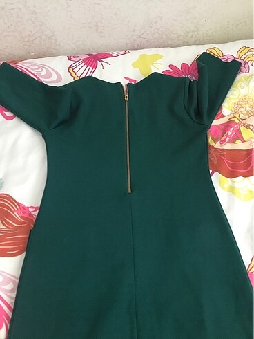 36 Beden yeşil Renk Harika bir elbise