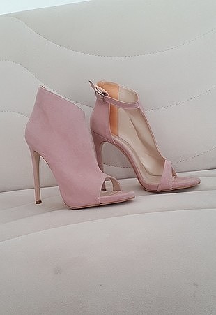 stiletto ayakkabı