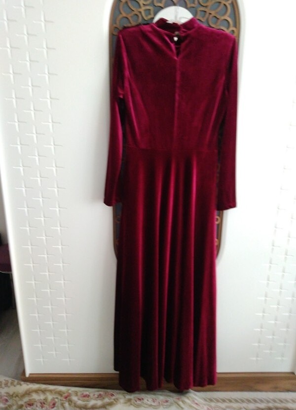 Kadife Elbise - Görsel 2