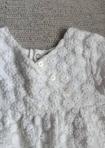 Kız Çocuk Beyaz Dantel Nakışlı Elbise - Görsel 2