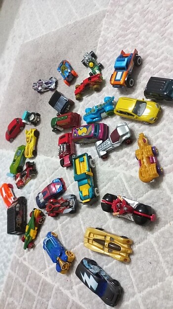  Beden HOT WHEELS