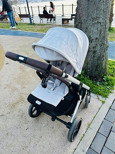 Cybex balios s lux