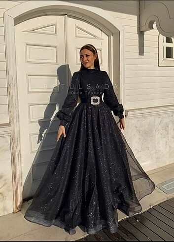 Betül Saday Siyah Elsa Dress