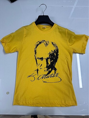 Kemal Atatürk Baskılı Tshirt