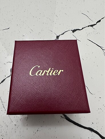 Cartier yüzük kutusu