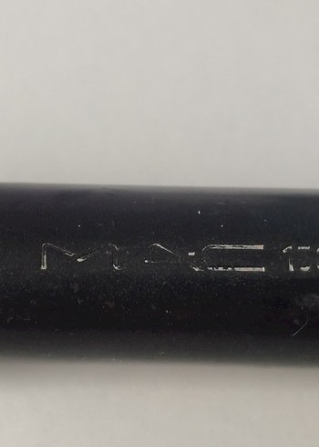 MAC 150 Large Powder Brush - Pudra Fırçası - Görsel 4