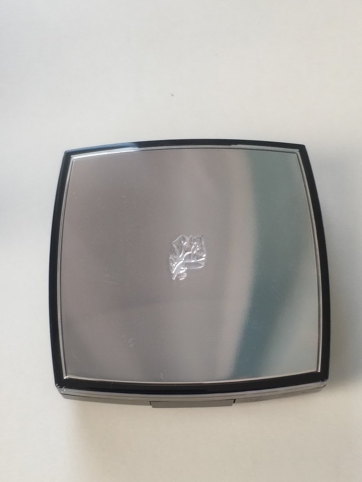 Lancome Belle de Teint - Şeffaf Pürüzsüzleştirici Pudra 05 - Görsel 2