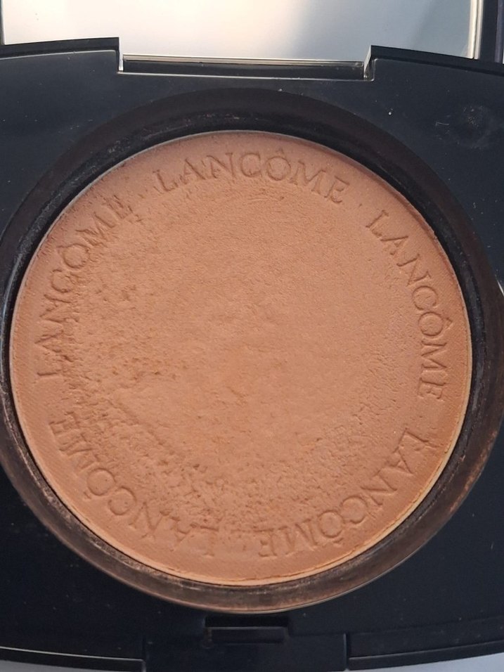 Lancome Belle de Teint - Şeffaf Pürüzsüzleştirici Pudra 05 - Görsel 3