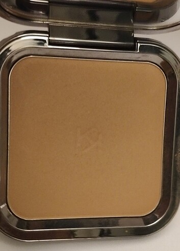  Beden Kiko Radiant Touch Bronzing Powder 05