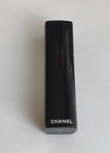 Chanel Chanel Rouge Allure Velvet 40 La Sensuelle