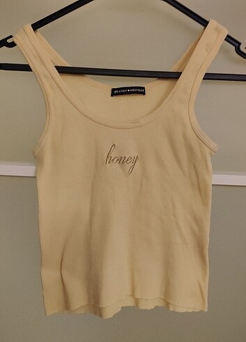 s Beden Brandy Melville Honey Tank Top