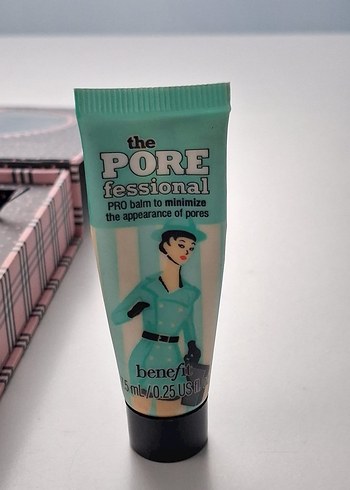 Benefit Beauty School Knockouts
Make Up Kit - Görsel 4