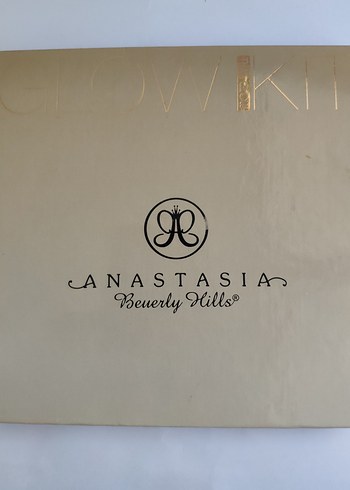 Beden Anastasia Beverly Hills Glow Kit