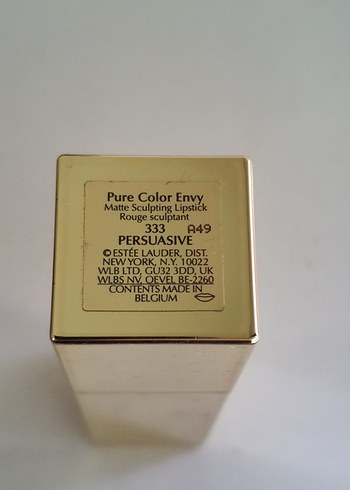 Beden kırmızı Renk Estee Lauder Pure Color Lipstick Matte 333 Persuasive