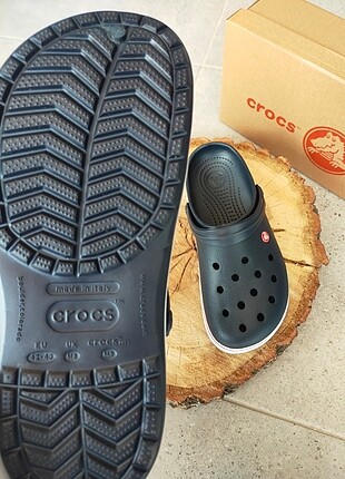 Crocs Terlik Yeni Etiketli Timsah logo mevcuttur Made in Italy. 