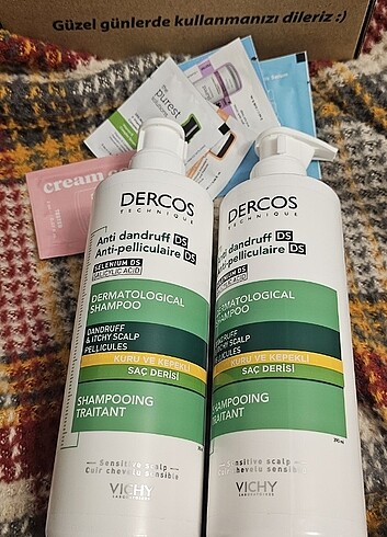 Vichy dercos kuru ve kepekli saçlar için şampuan