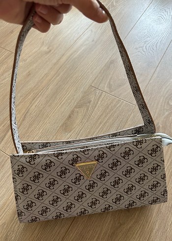 Beden Guess Kadın Kahverengi Baskılı Fermuarlı Çanta