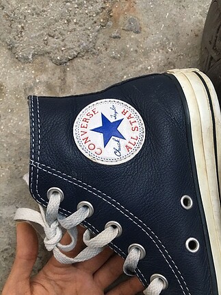 mavi deri converse
