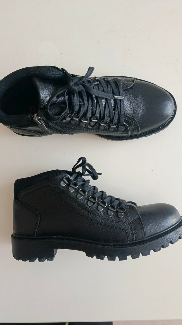 Siyah Bağcıklı Erkek Bot - Görsel 2