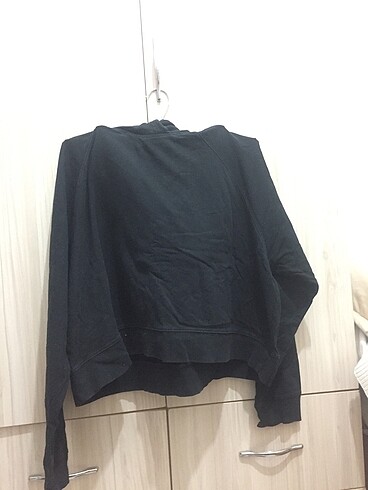 siyah sweatshirt