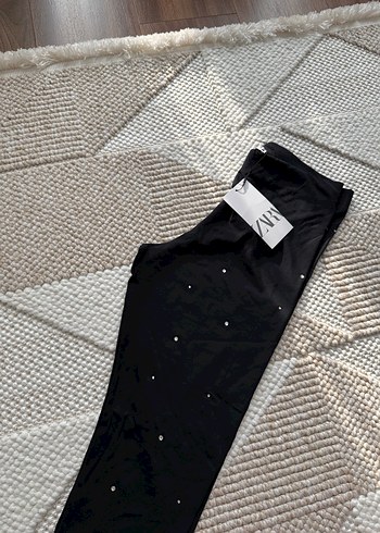 Zara taşlı likralı tayt - Görsel 4