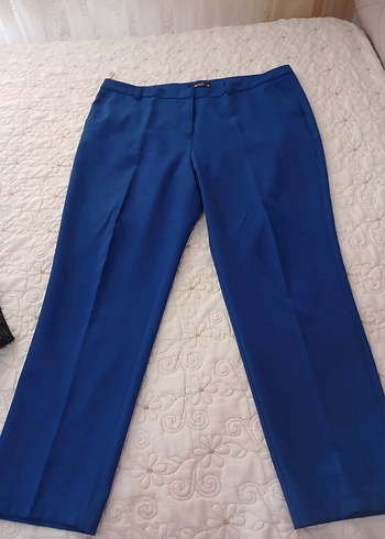 Mavi Kadın Kumaş Pantolon Midi Boy