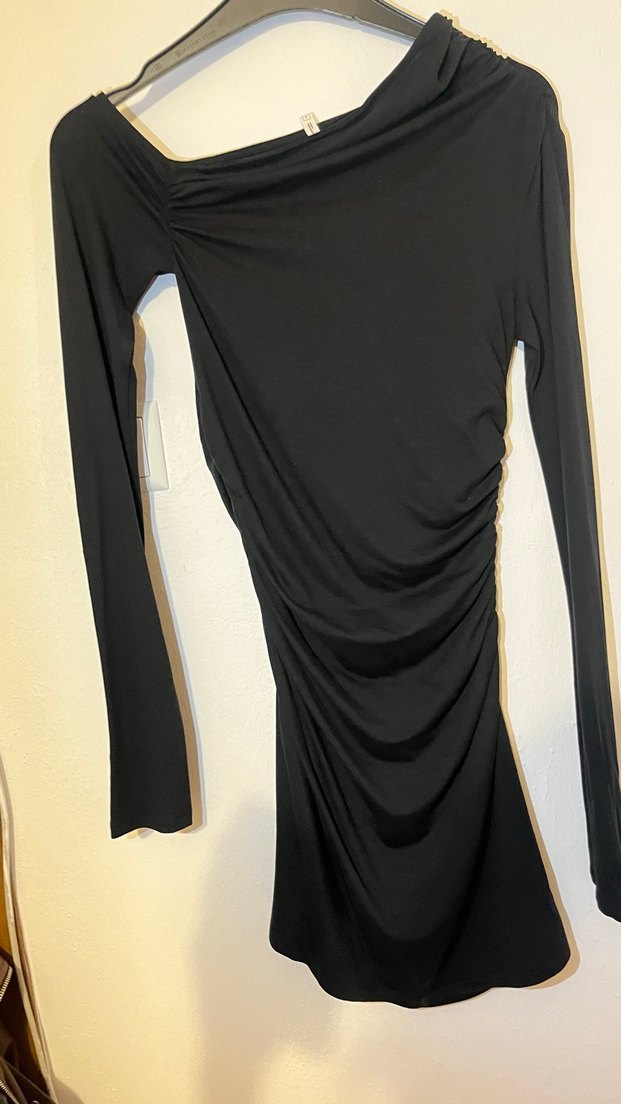 Uzun Kollu Siyah Drapeli Kadın Abiye Elbise - Görsel 2