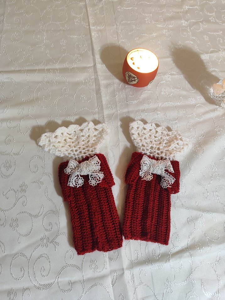 Kırmızı vintage eldiven - Görsel 3