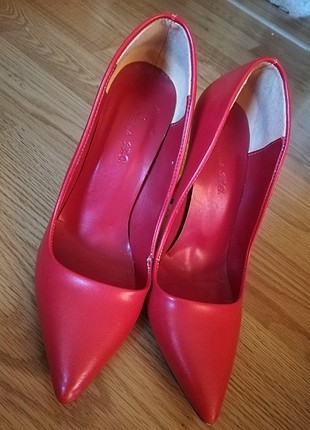 39 Beden Kırmızı topuklu ayakkabı 