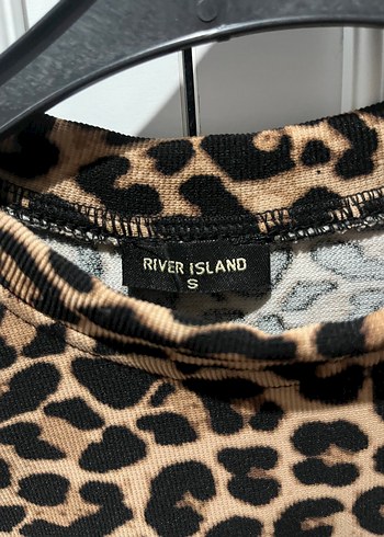 s Beden Leopar Desenli Bluz Zara