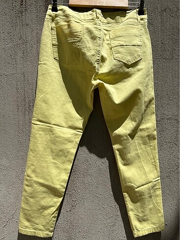 32 Beden Sarı skiny pantolon