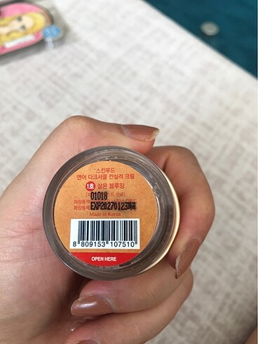 Missha Skinfood kapatıcı 01