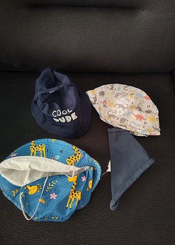 Diğer Çok Renkli Baskılı Bebe Şapkaları Velcro