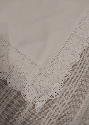 Nakışlı Bej Masa Örtüsü - Görsel 12